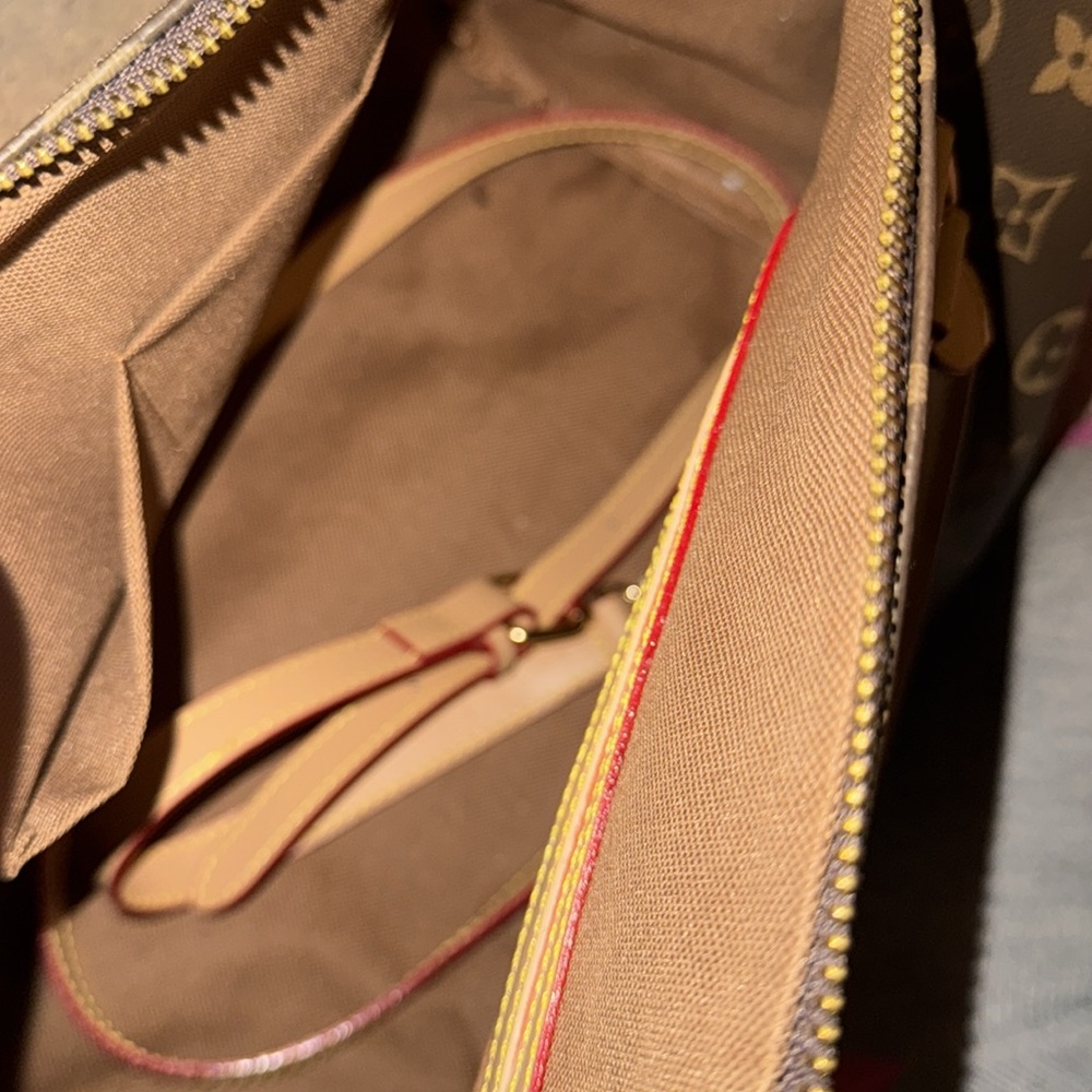 Purse - Picture 2 of 8